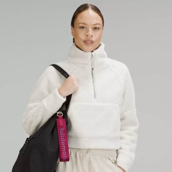 Lululemon Never Lost Keychain - Picture 3 of 4